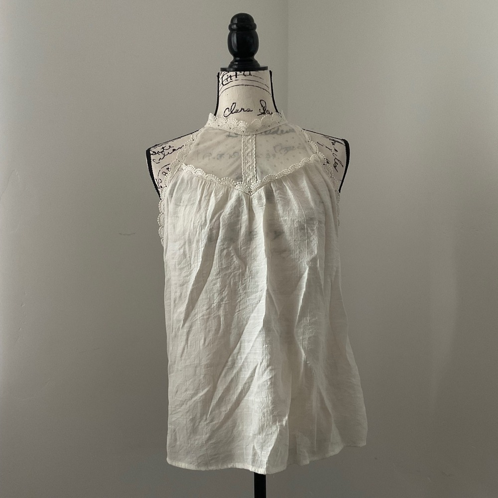 MINE Crochet Lace Neck High Neck Sleeveless Cream Tank Top Shirt M‎